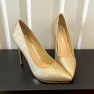Aldo Gold glitter heals